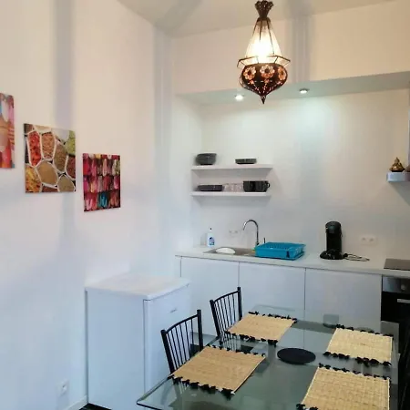 Ambiance Riad شقة نامور
